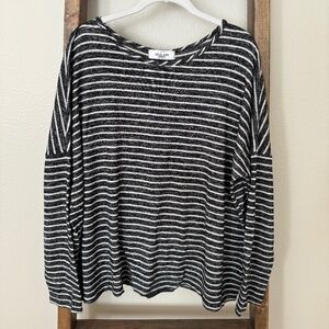 Carly Jean Los Angeles Dark Grey/White Long Sleeve Striped Thin Sweater Size L